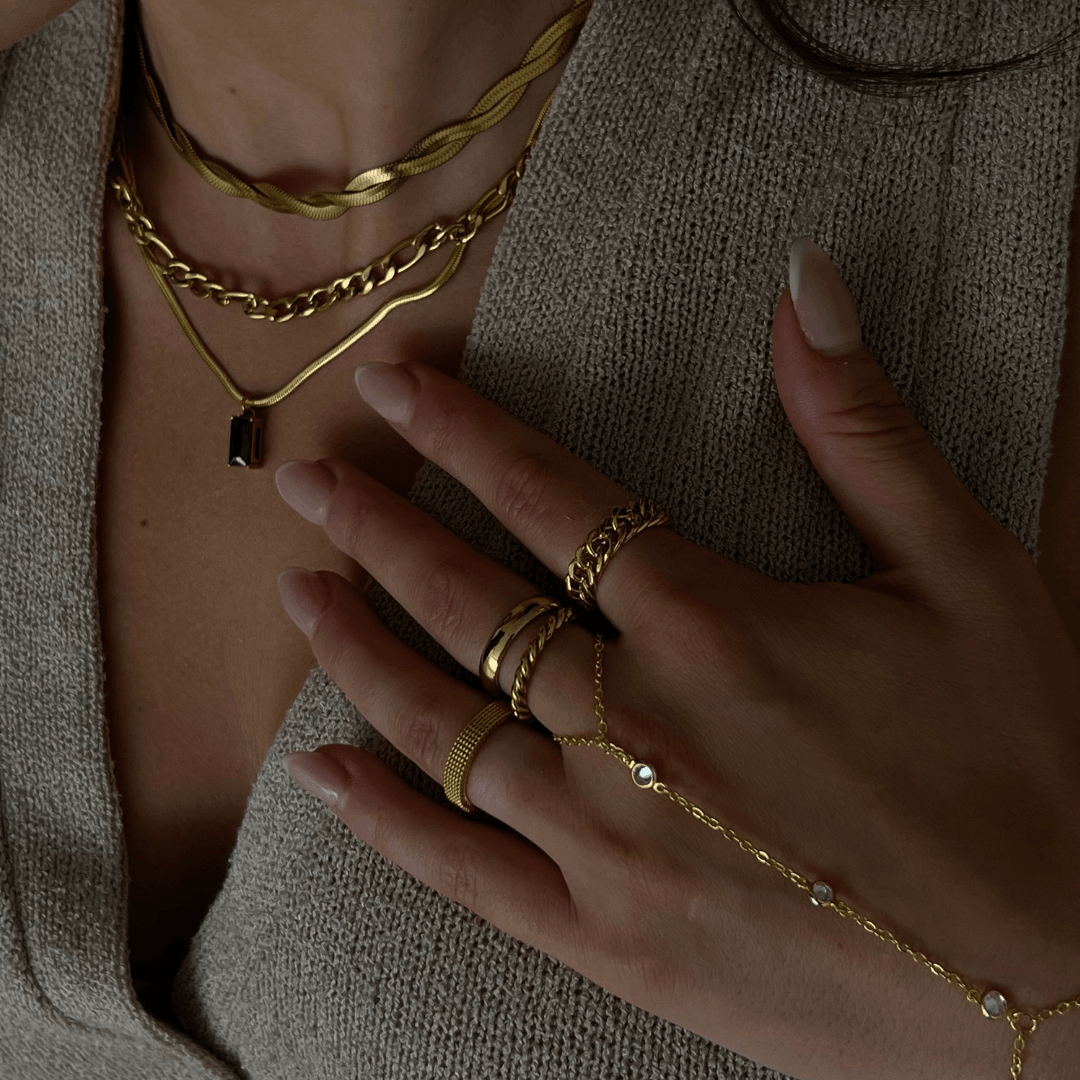 Chained Up Ring
