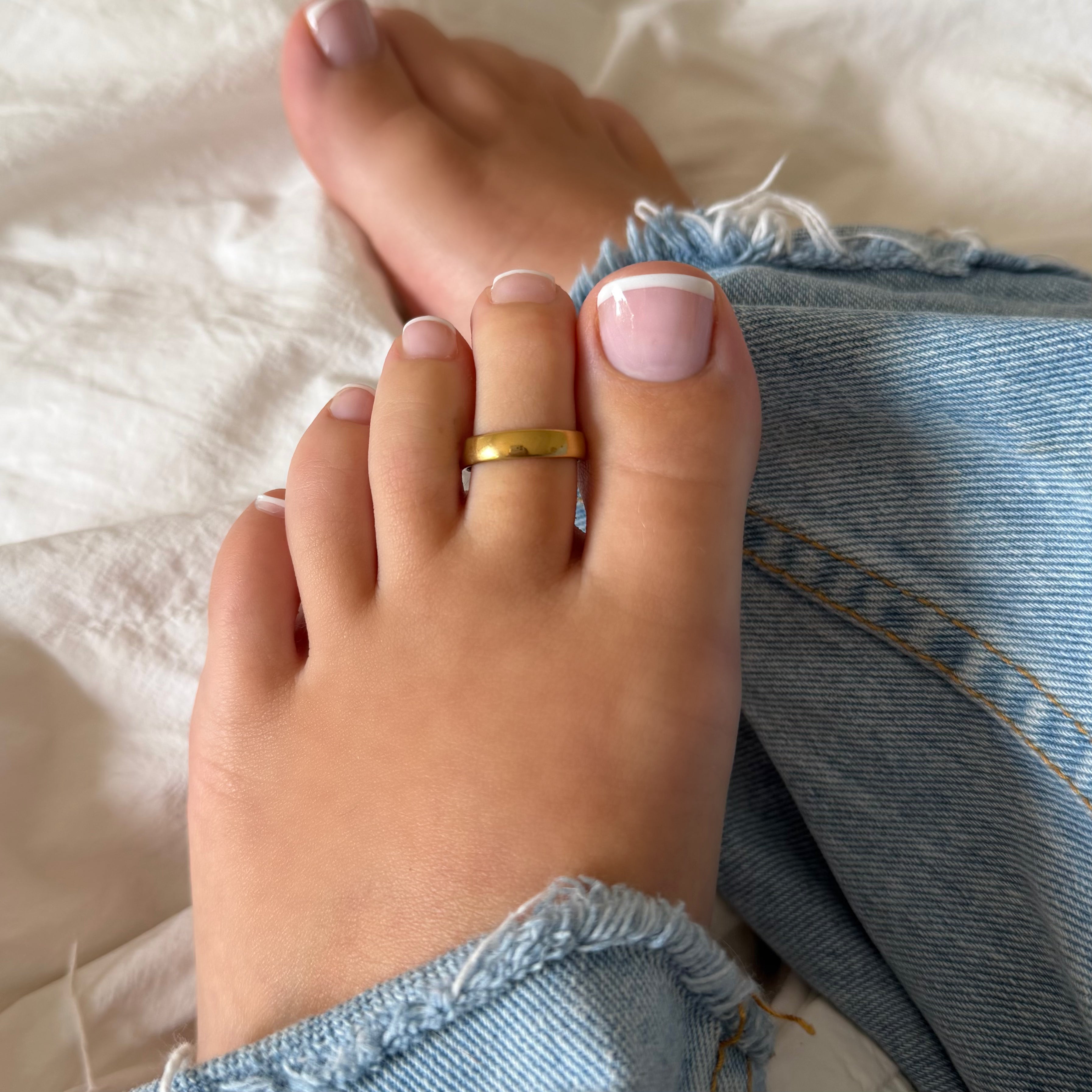 Bare Glow 3-Piece Toe Rings Set