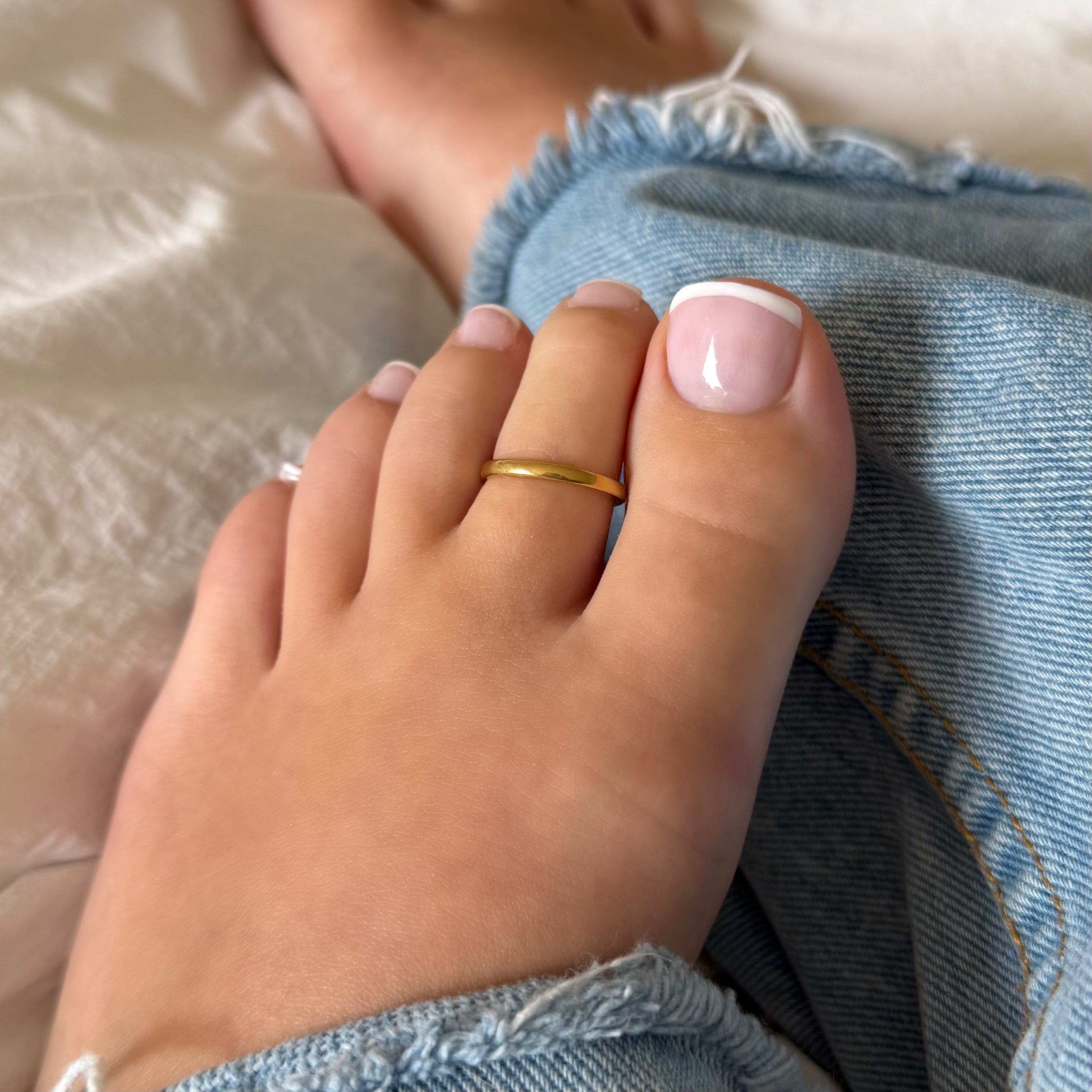 Bare Glow 3-Piece Toe Rings Set