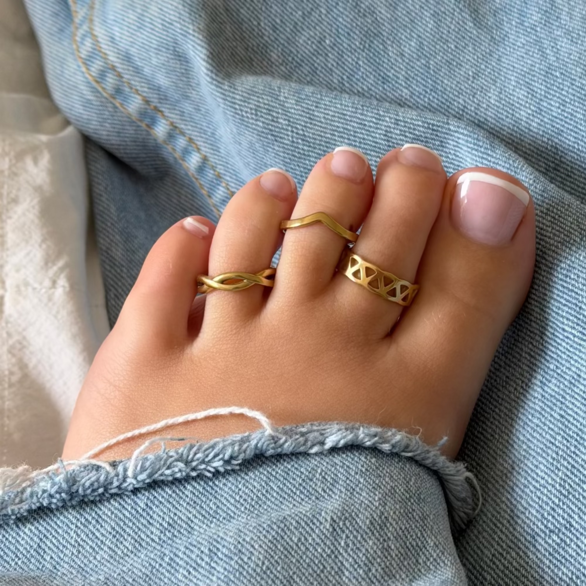 Glow Mix 3-Piece Toe Rings Set