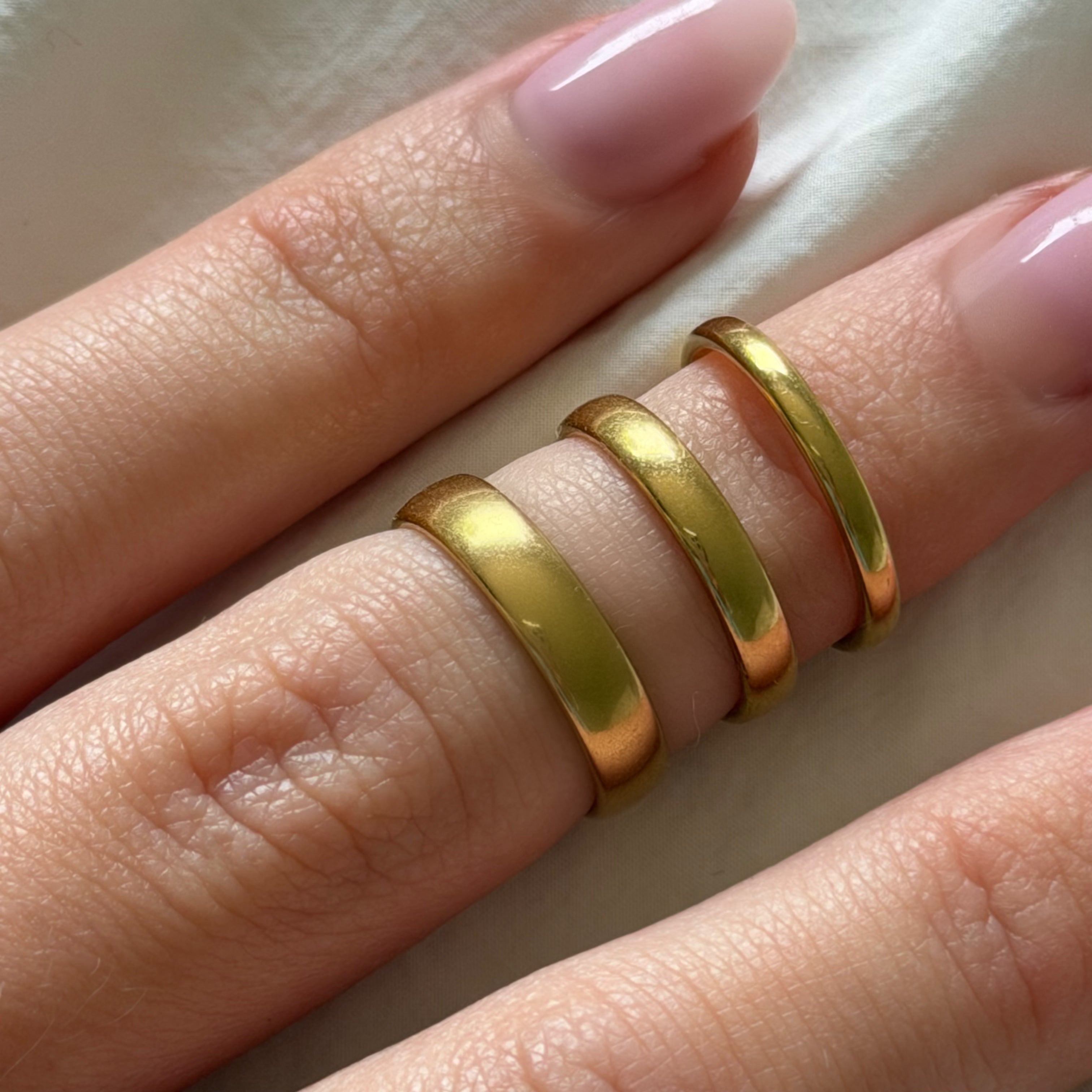 Bare Glow 3-Piece Pinky Rings Set