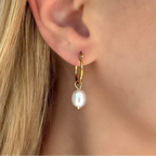 Pure Pearl Earrings