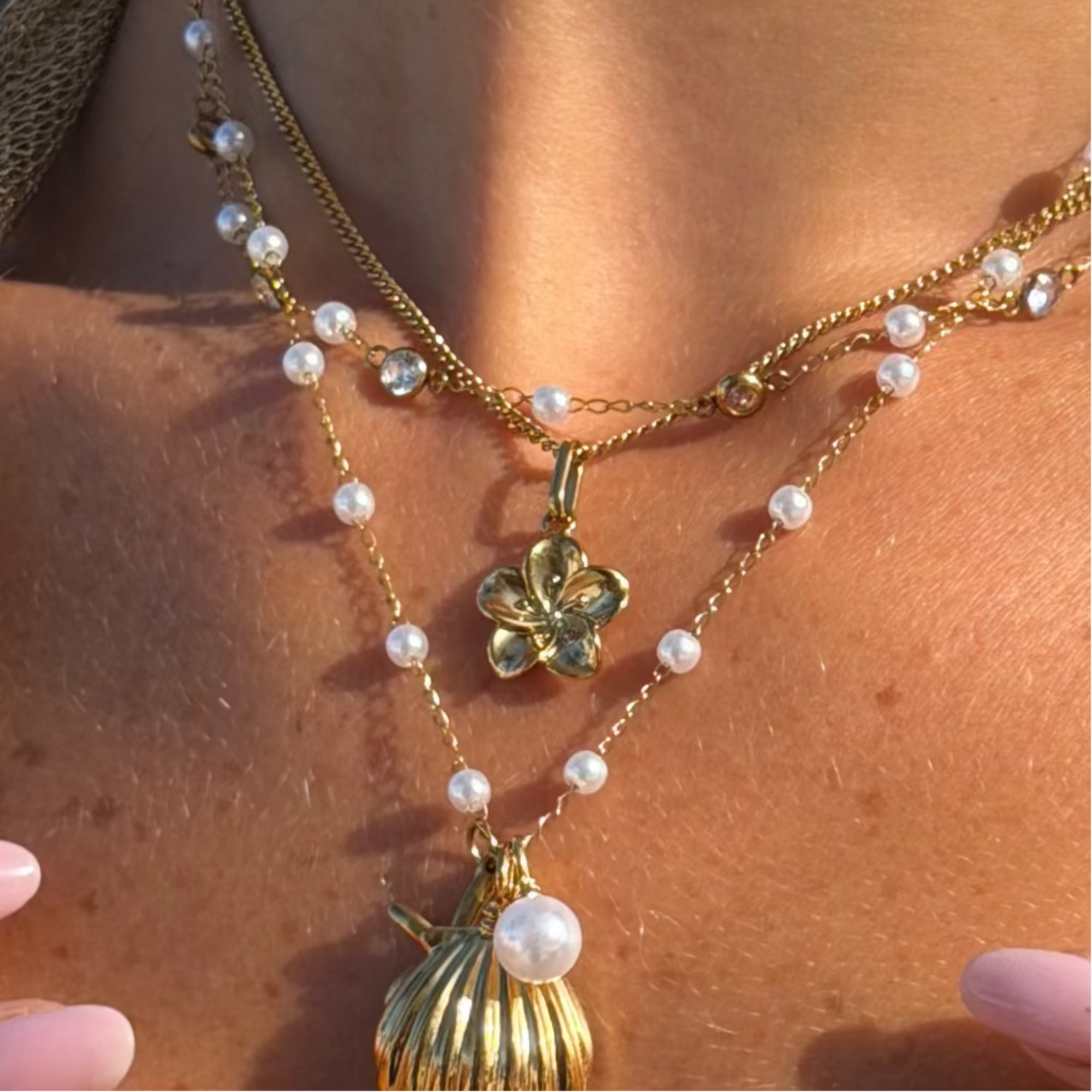 Hibiscus Necklace