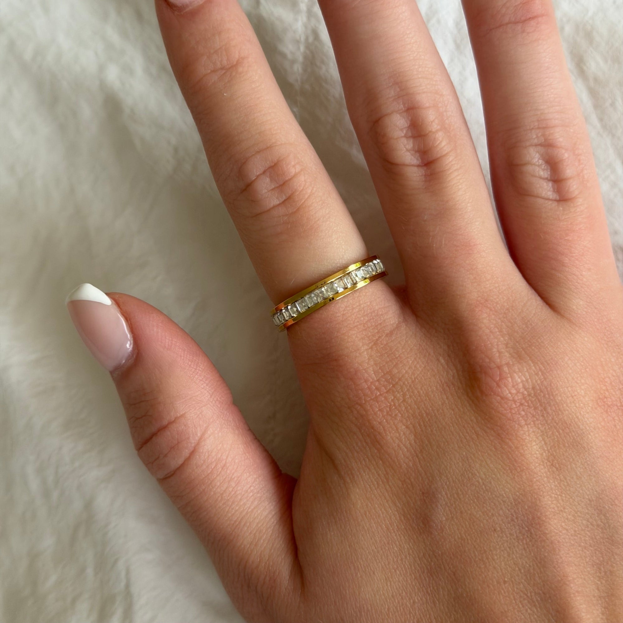 Duchess Ring