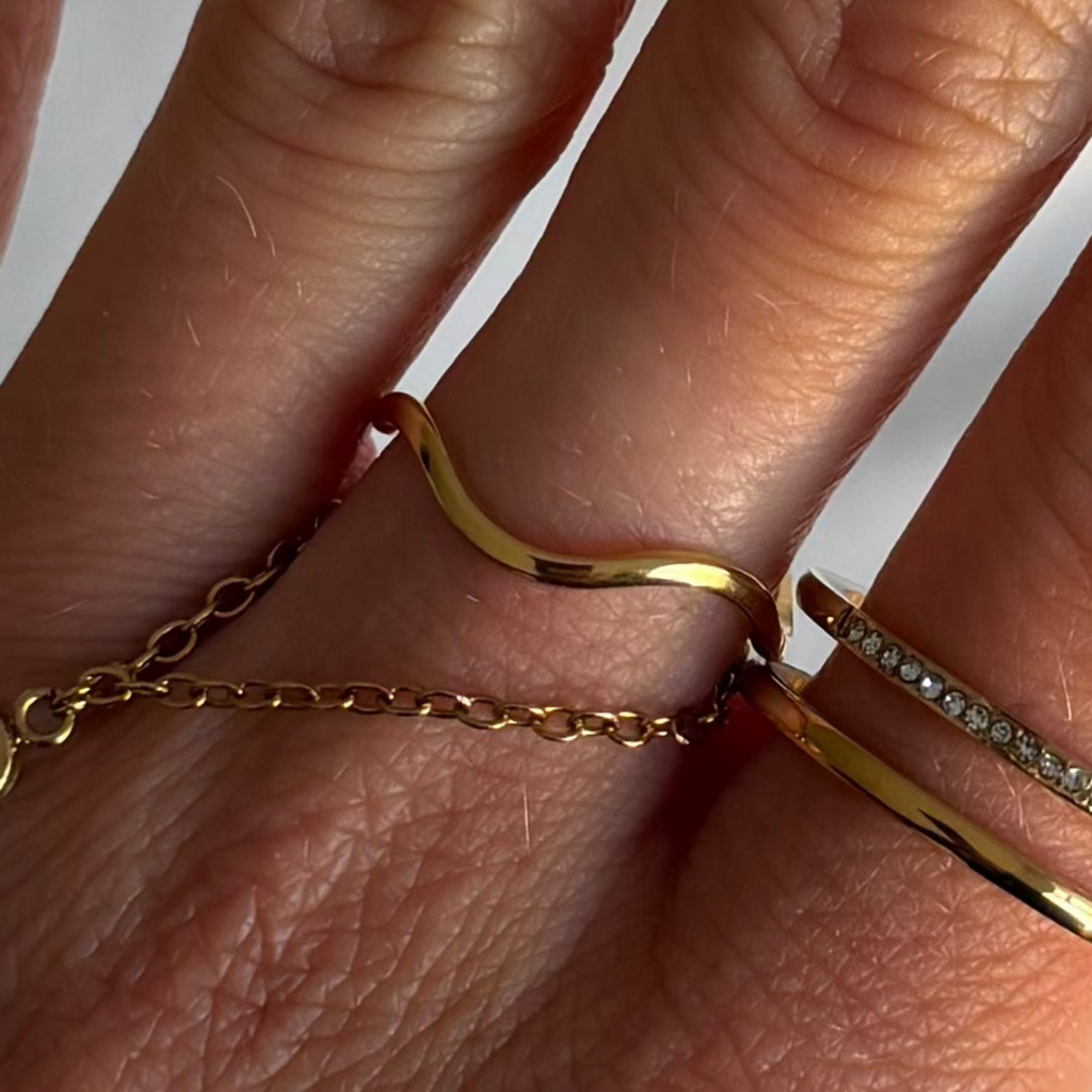 Daydream Wave Ring