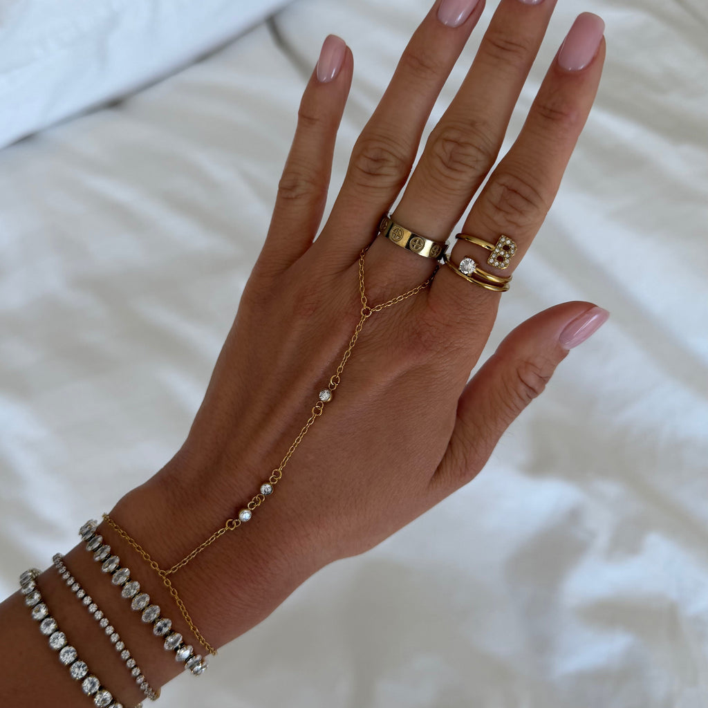 Viral Hand Chains: Anti Tarnish Waterproof