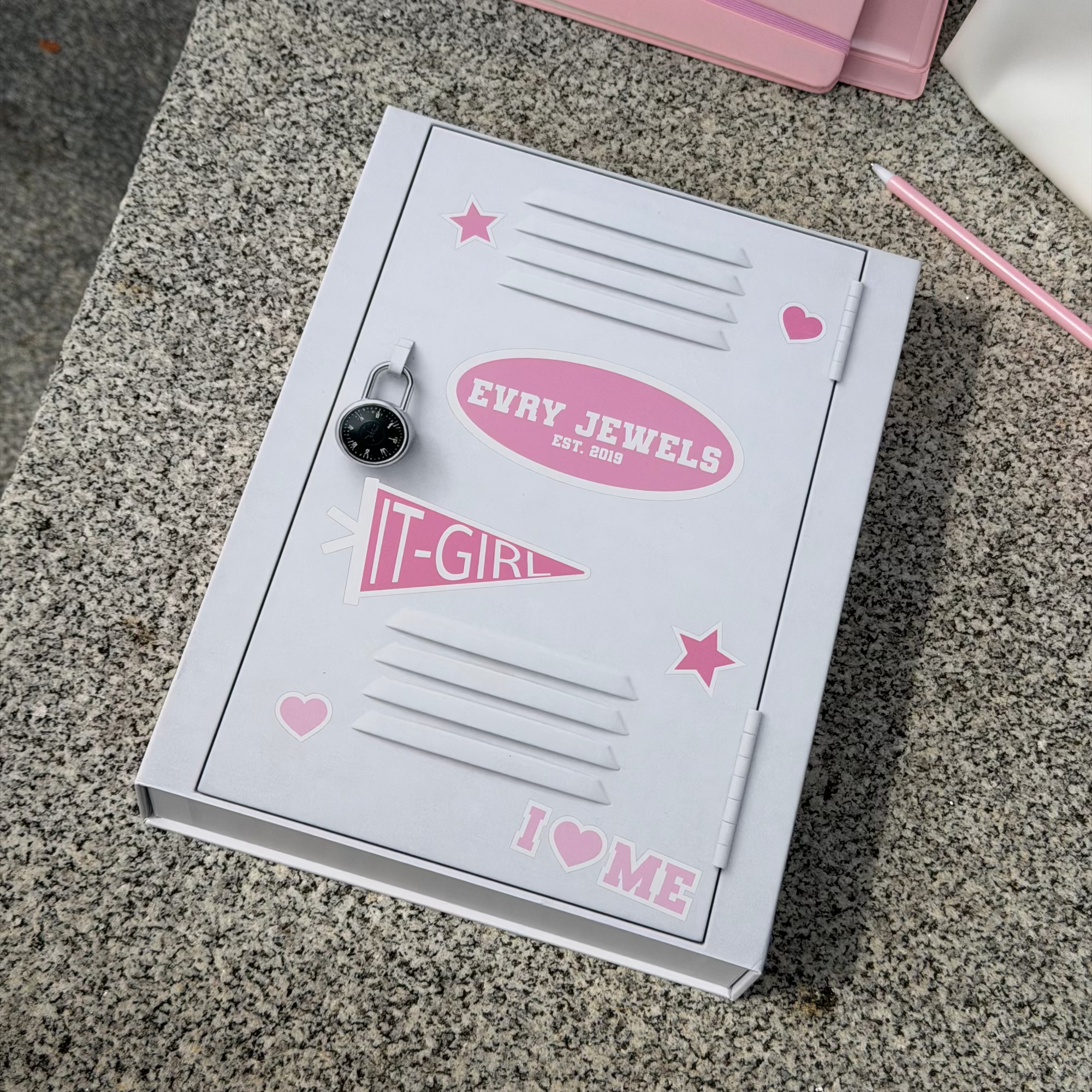 Pretty & Smart Back to School Box