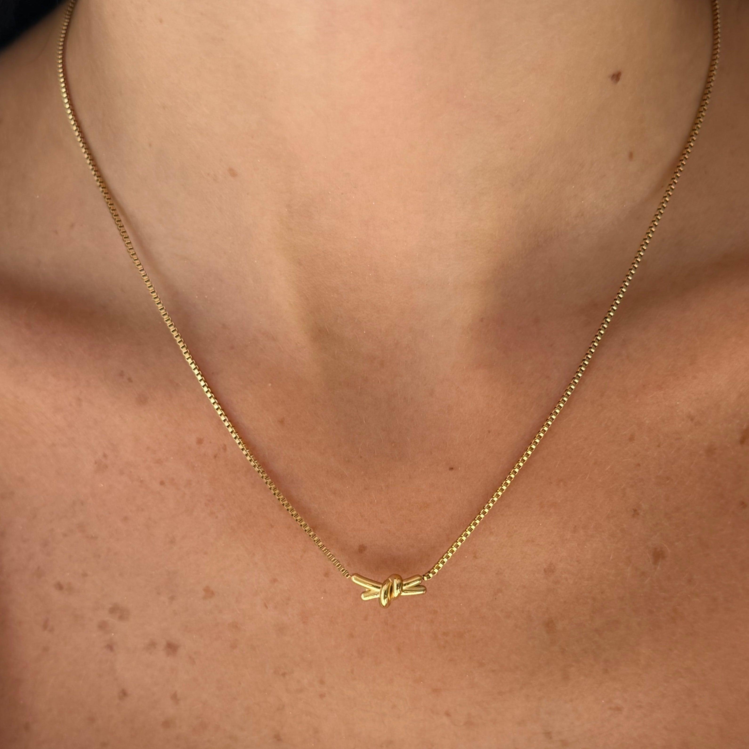 Knotty Babe Necklace