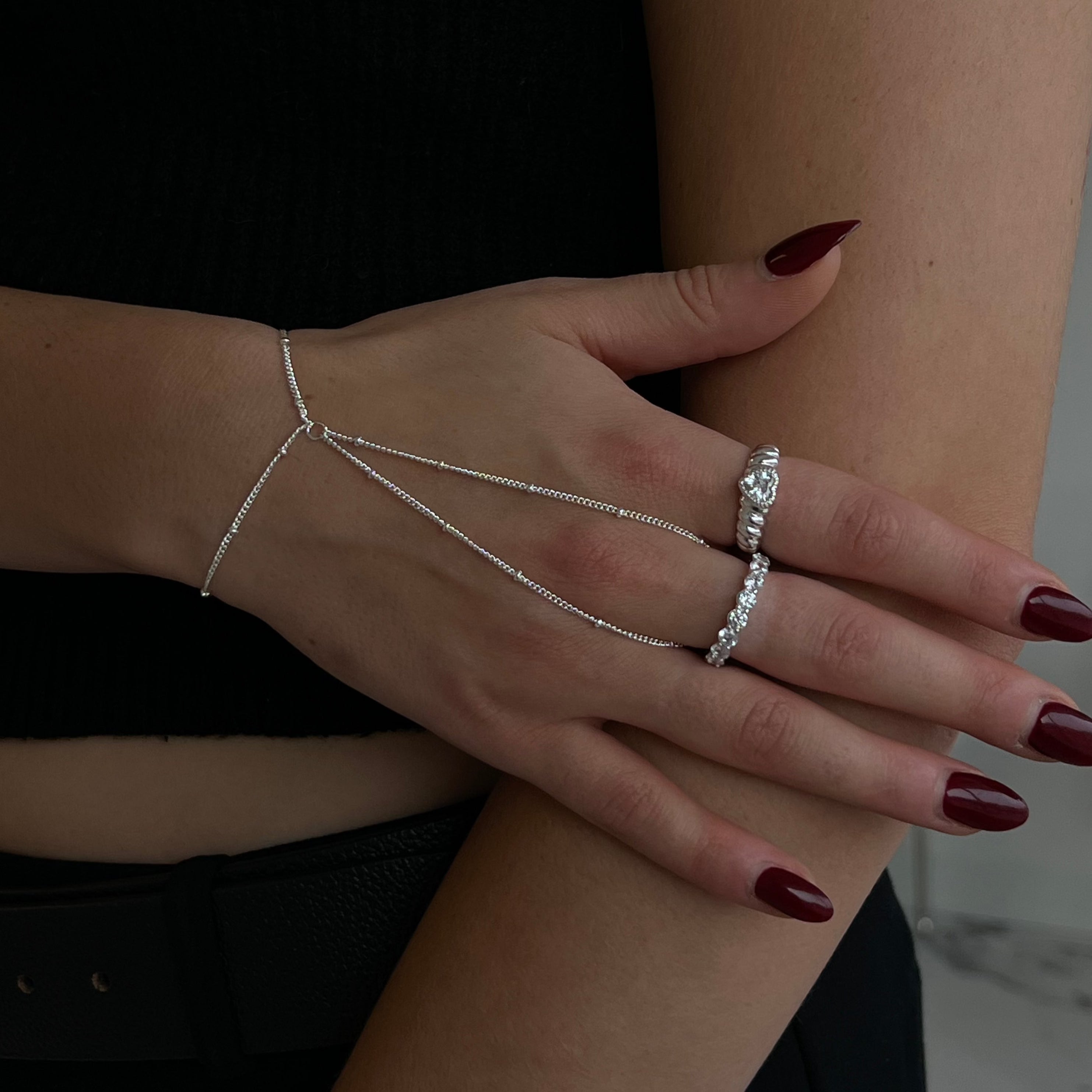 Viral Hand Chains: Anti Tarnish Waterproof