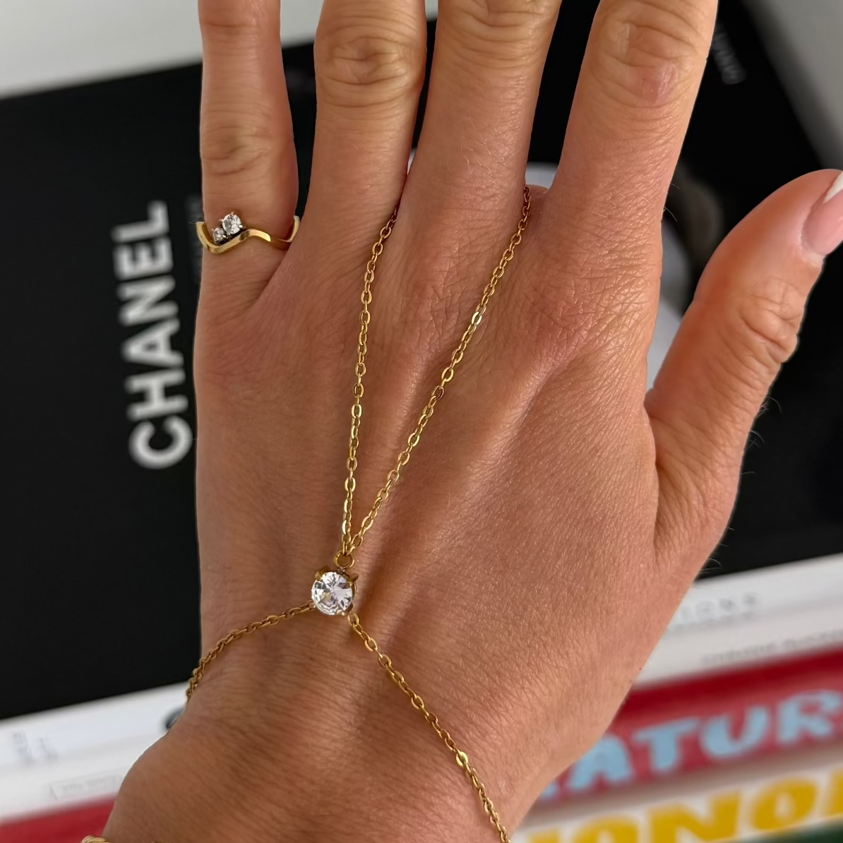The Slide On Hand Chain Collection