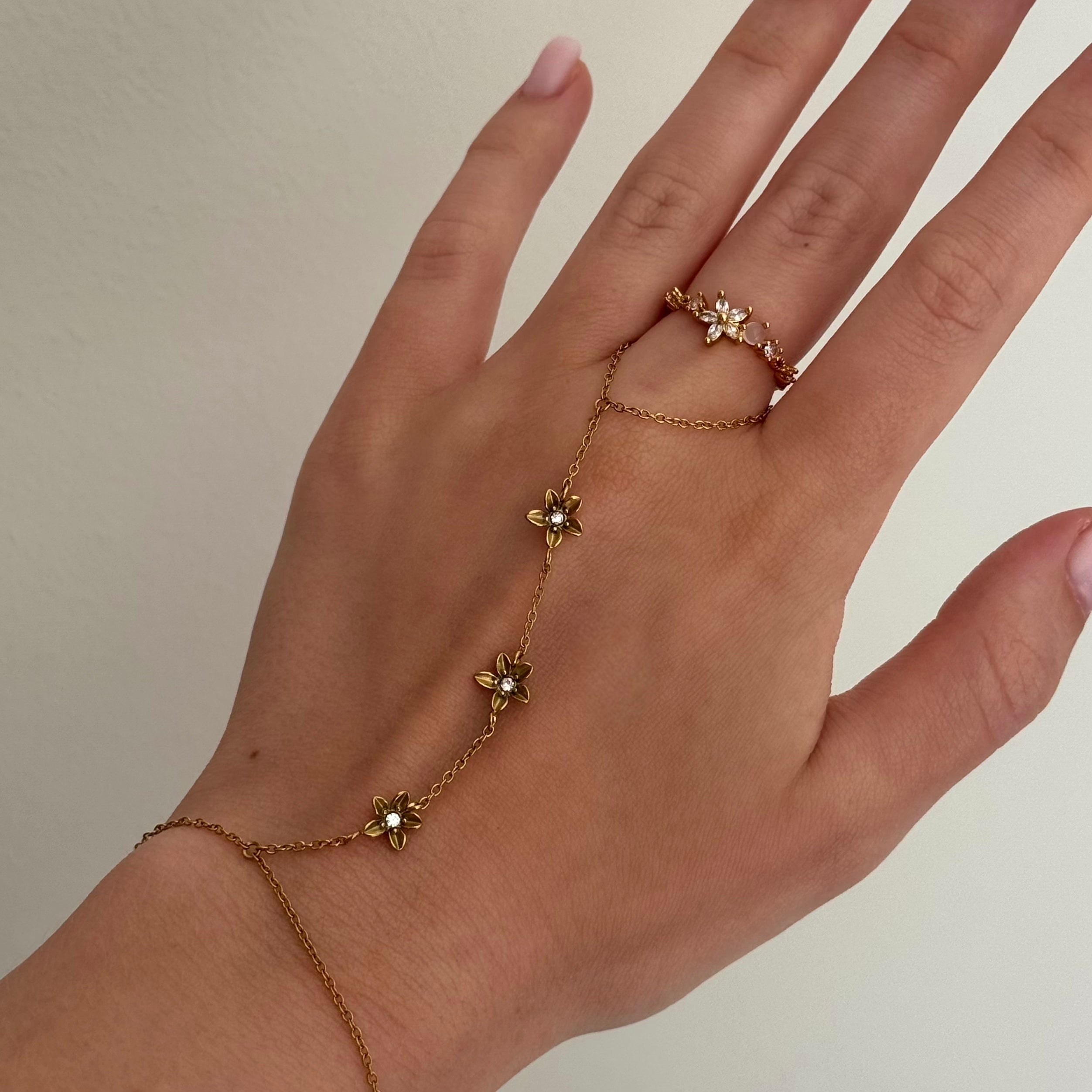Summer Babe Hand Chain