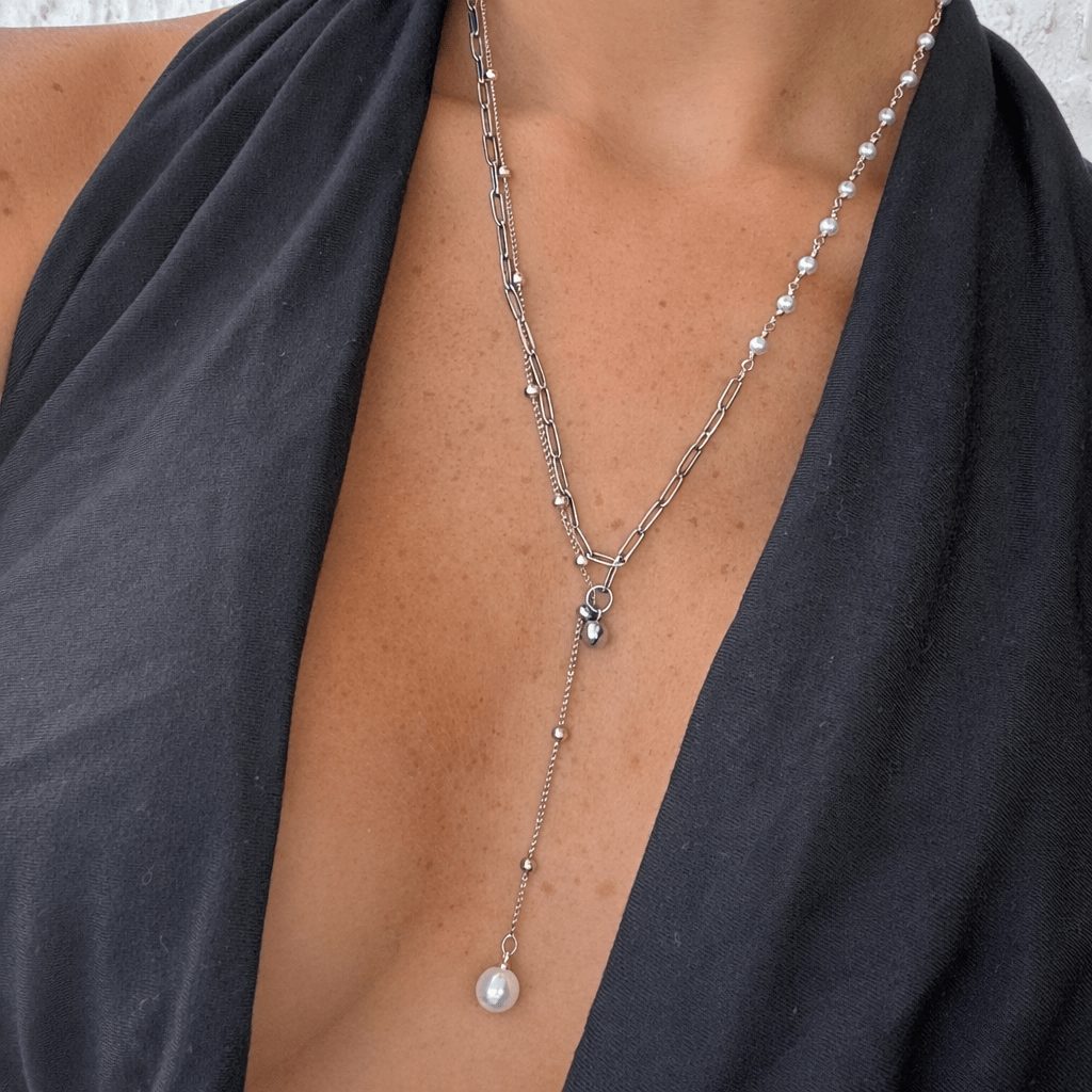 Sweet Glow Lariat Necklace