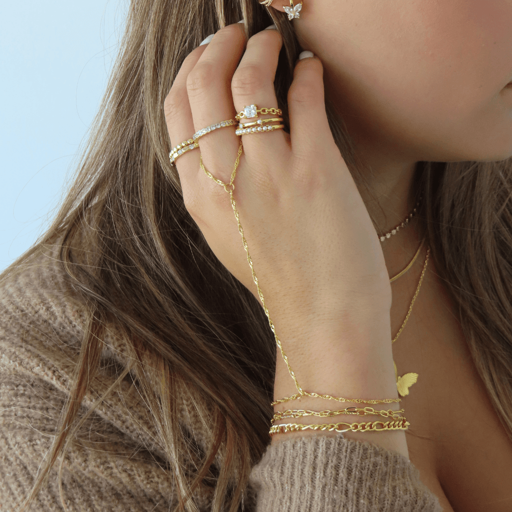 Viral Hand Chains: Anti Tarnish Waterproof