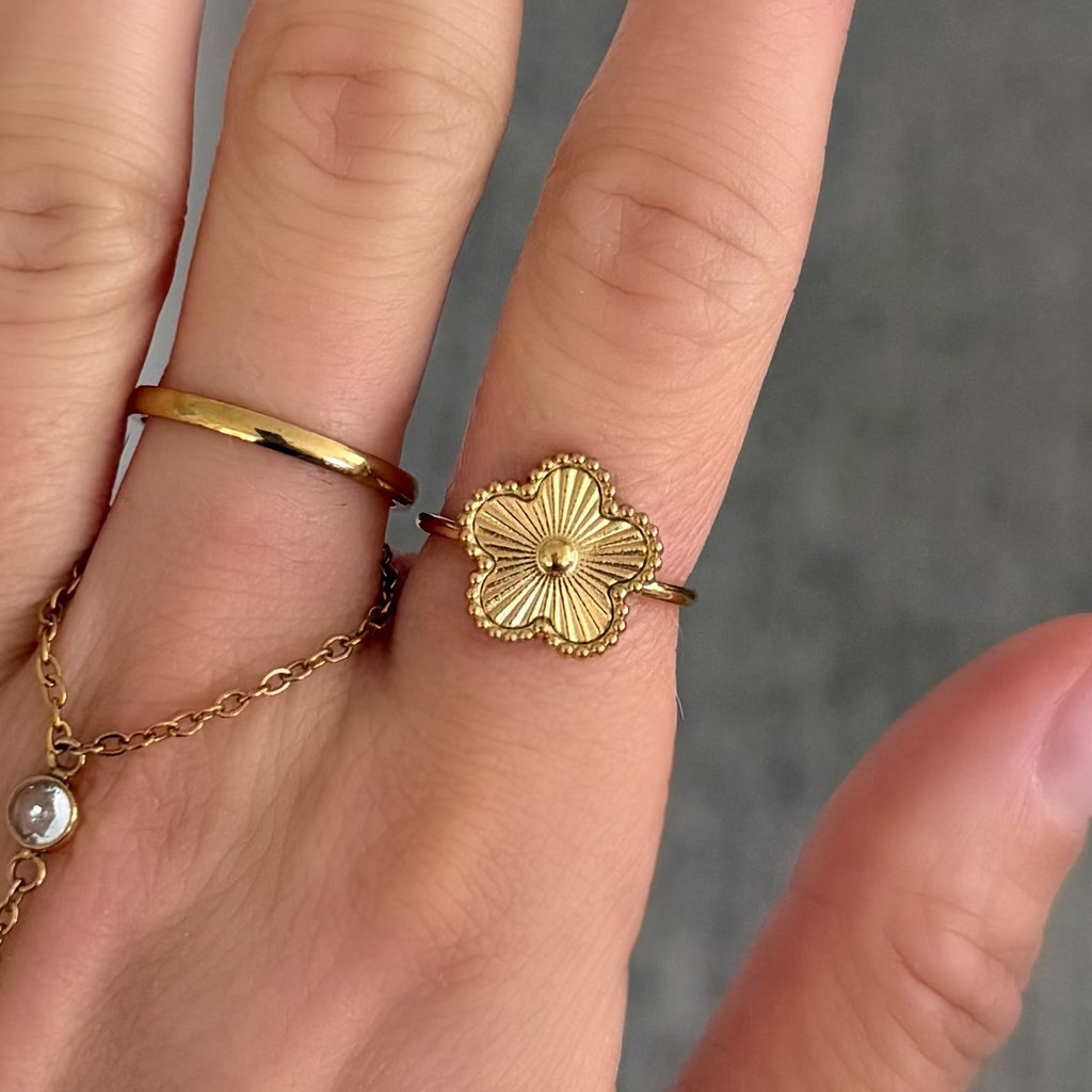 Lucky Bloom Ring