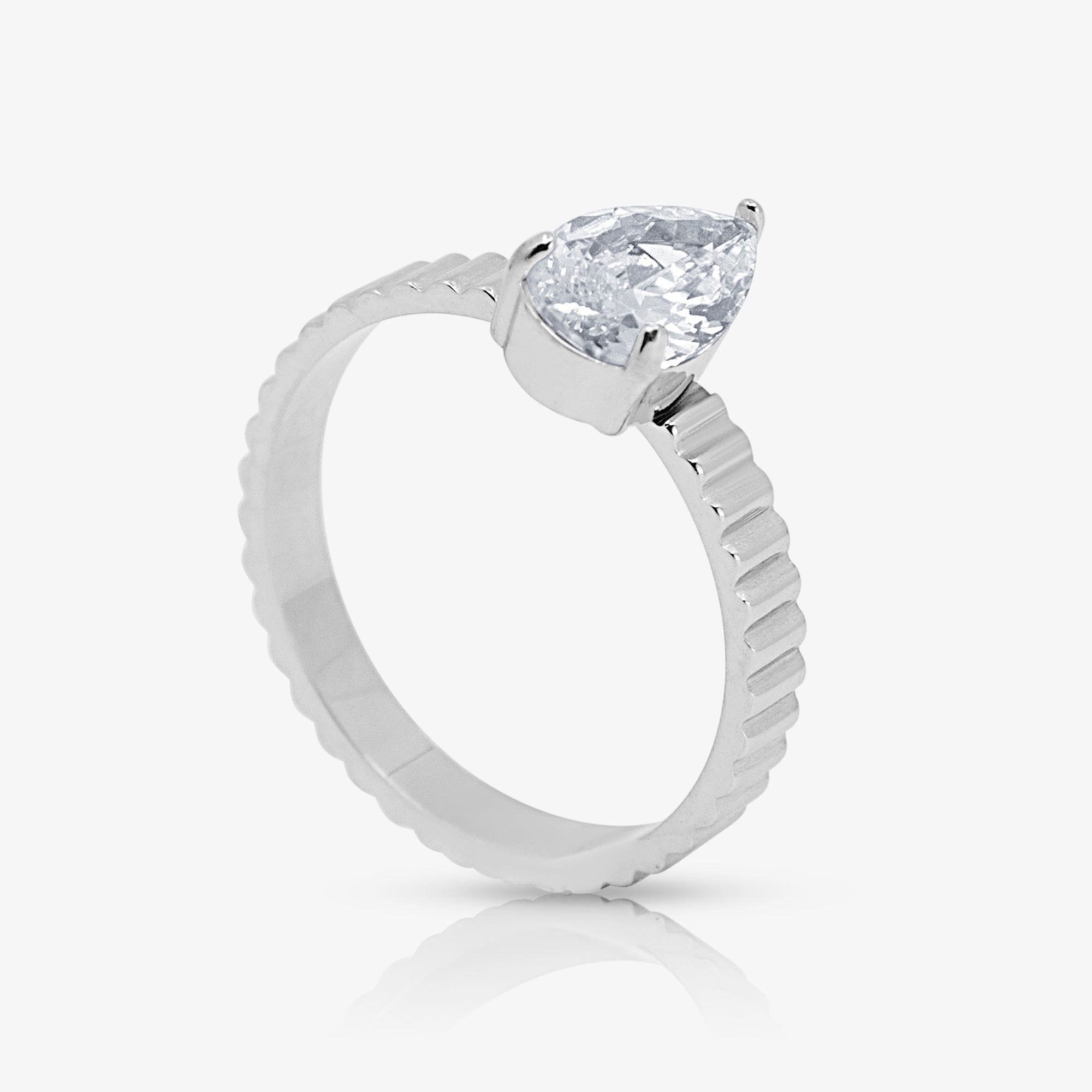 Heartline Ring